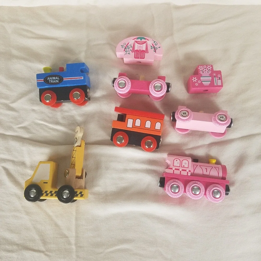 Bigjigs Wooden Magnetic Train Construction Toy Lot Kids Multicolor Excellent 6pc